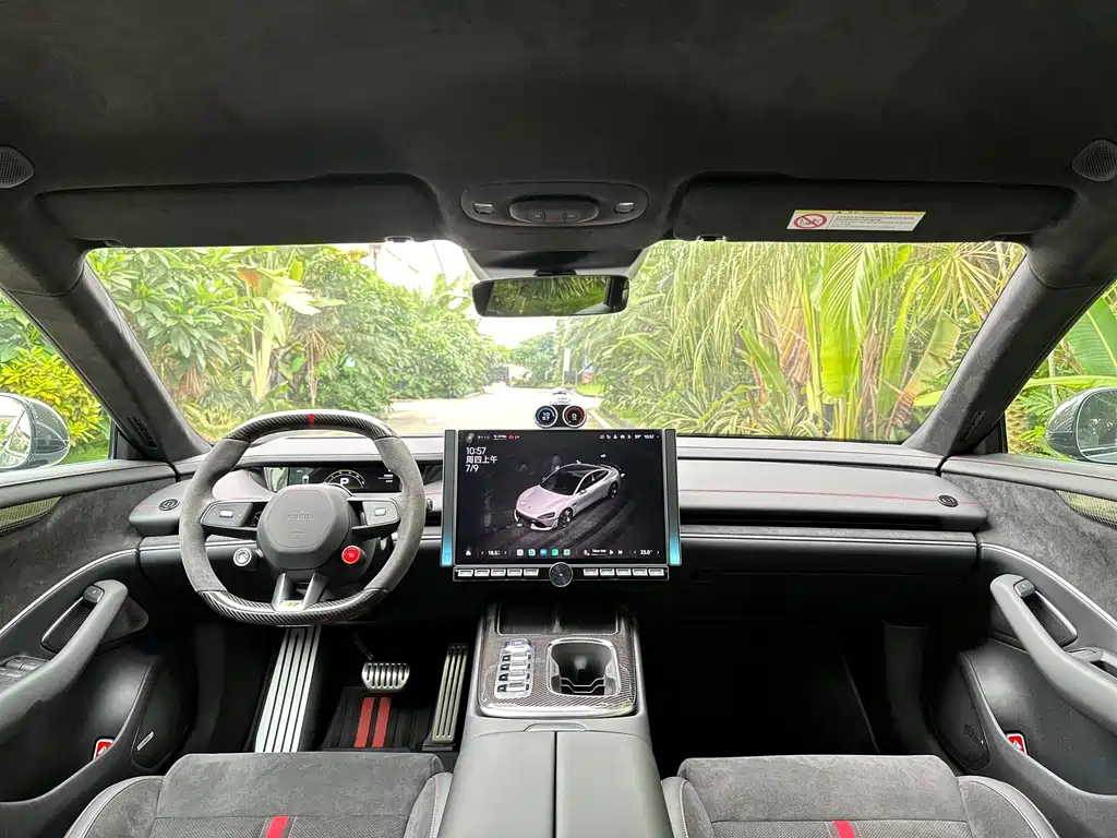 Xiaomi SU7 Ultra 2025 — фото 15
