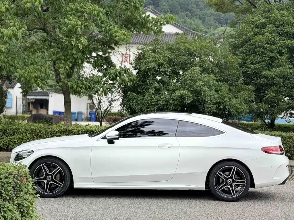 Mercedes-Benz C-Class 2020 — фото 12