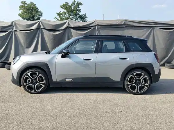 MINI Aceman 2025