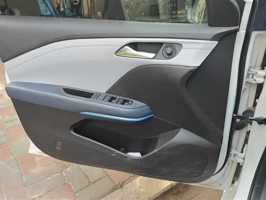 Chevrolet Monza 2023