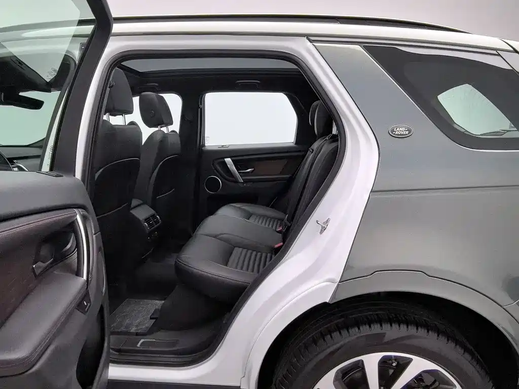 Land Rover Discovery Sport 2021 — фото 15