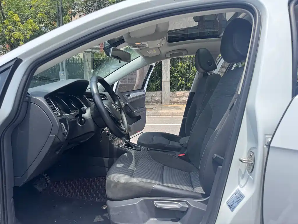 Volkswagen Golf 2019