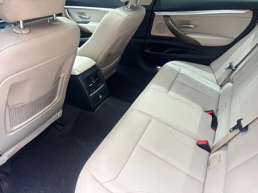 BMW 3 Series GT 2014 — фото 14
