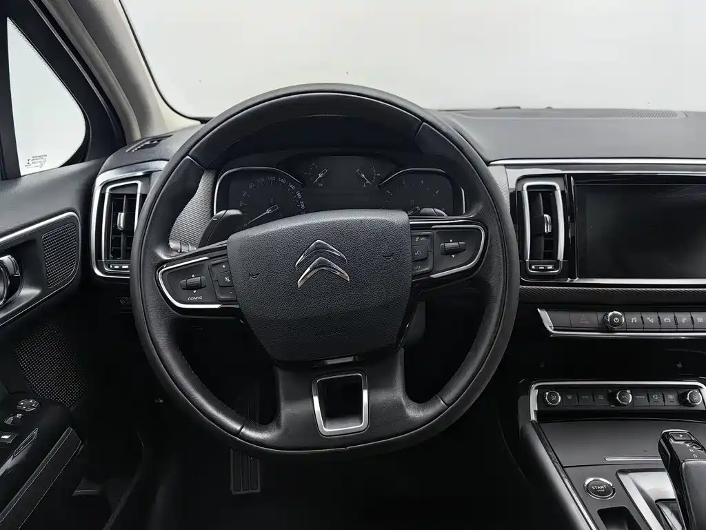 Citroën C6 2021 — фото 11