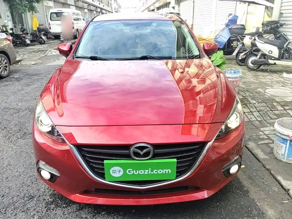 Mazda 3 Axela 2015