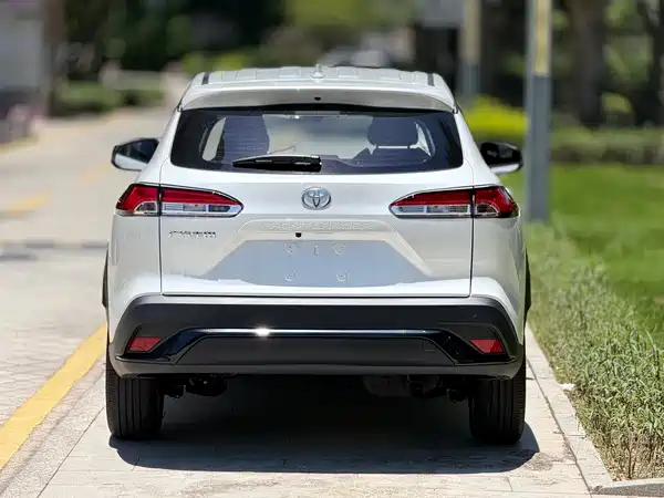 Toyota Frontlander 2026