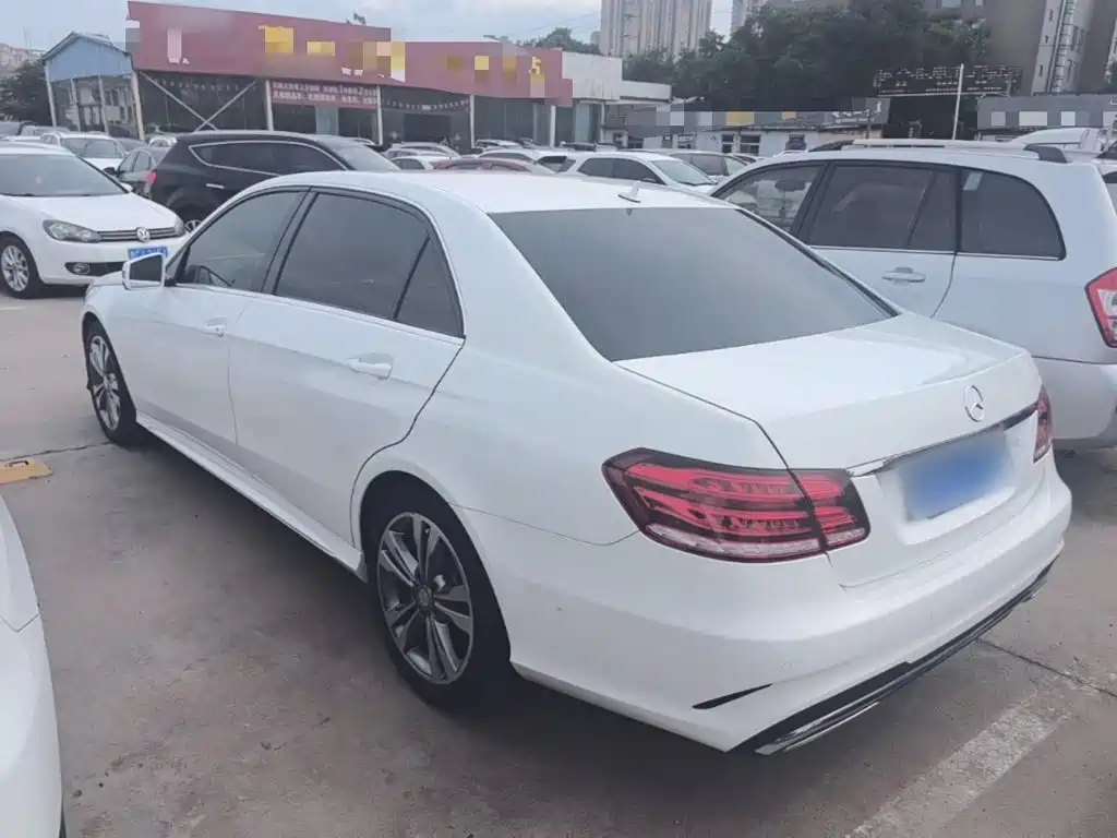 Mercedes-Benz E-Class 2015