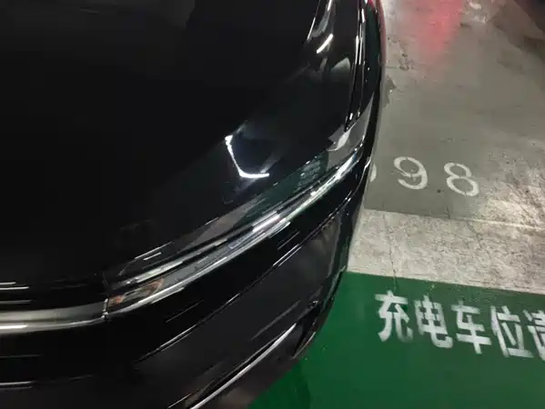Volkswagen Magotan 2025