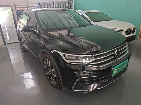 Volkswagen Tiguan L 2022
