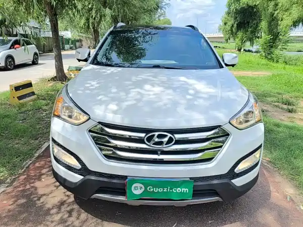 Hyundai Santa Fe 2016