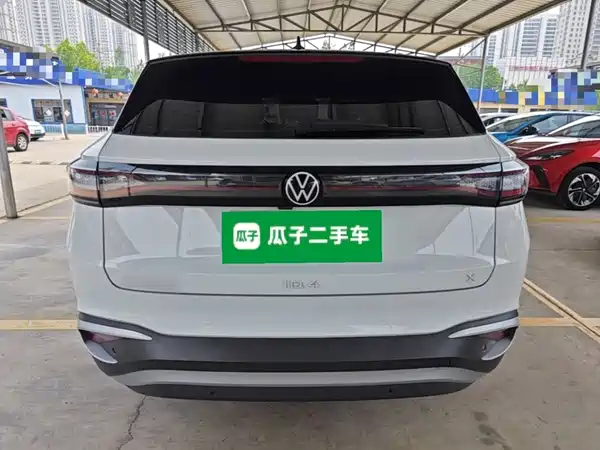 Volkswagen ID.4 X 2024