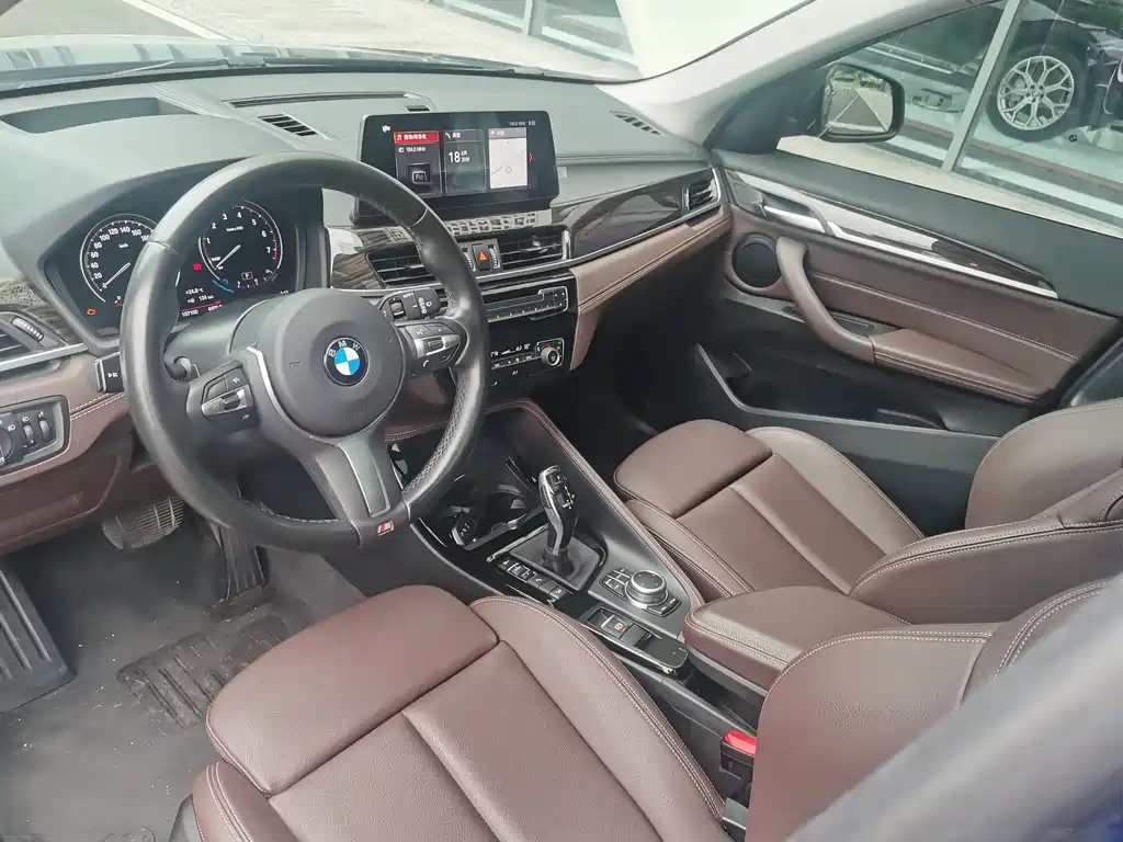 BMW X1 2019 — фото 11