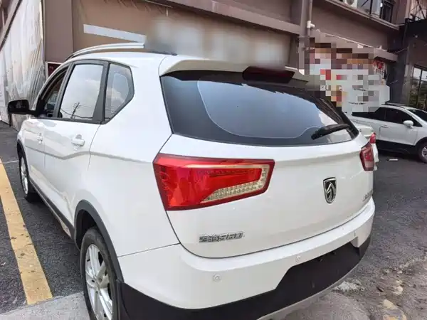 Baojun 560 2015