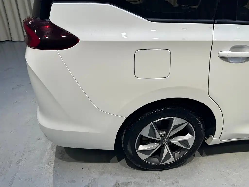 GAC Trumpchi M6 2021 — фото 25