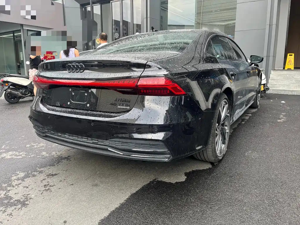 Audi A7L 2022 — фото 8