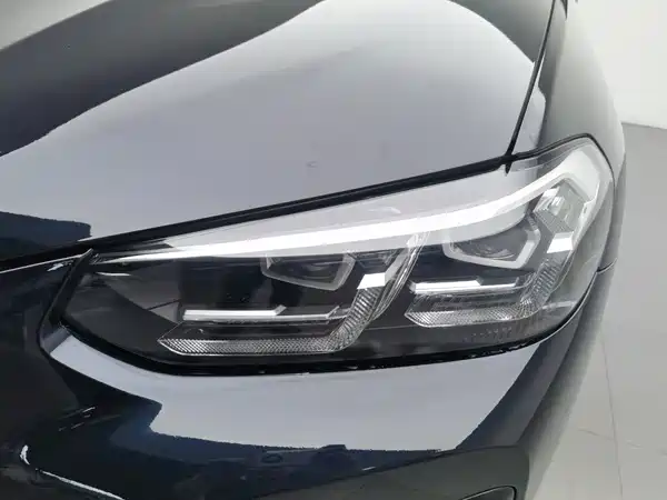 BMW iX3 2024