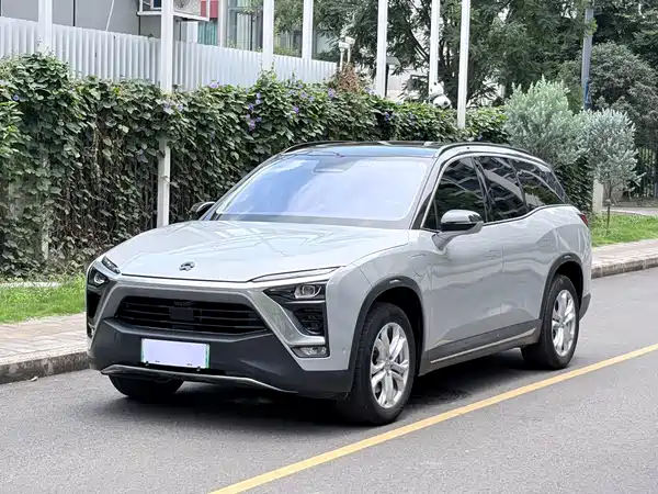 NIO ES8 2019