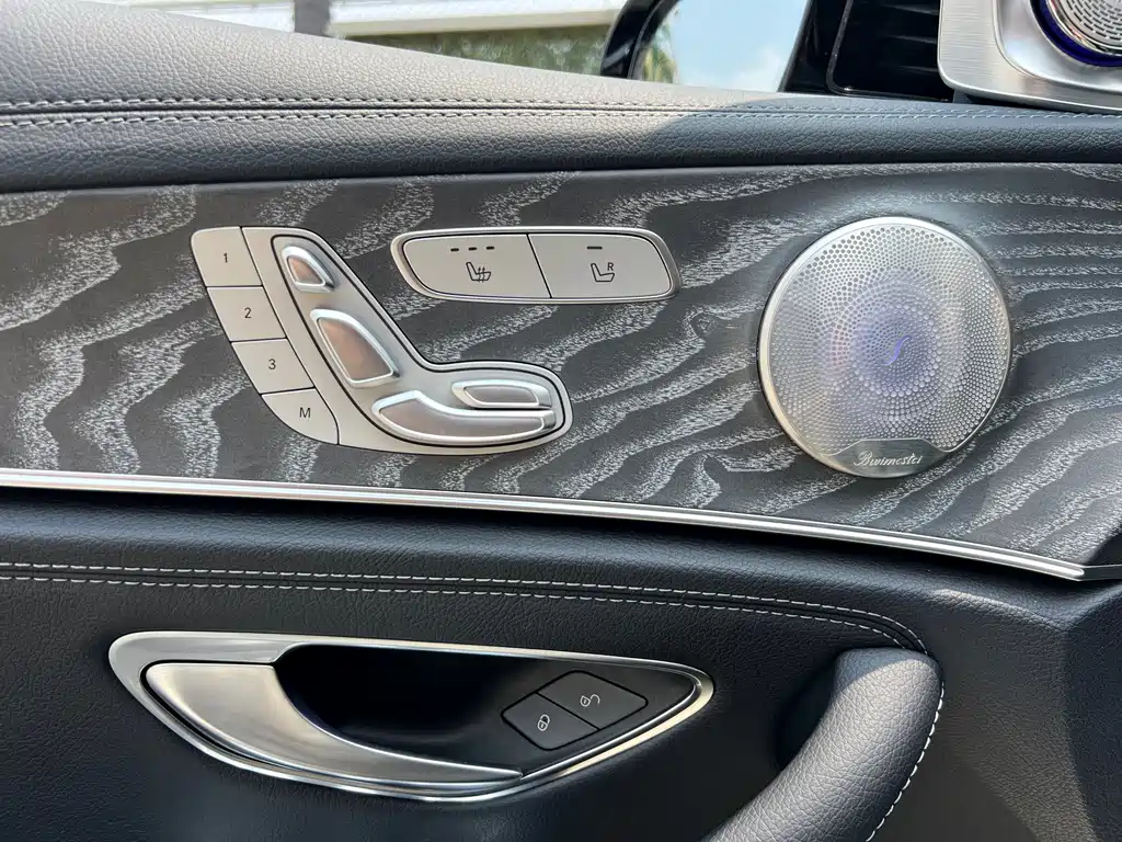 Mercedes-Benz E-Class 2023 — фото 22