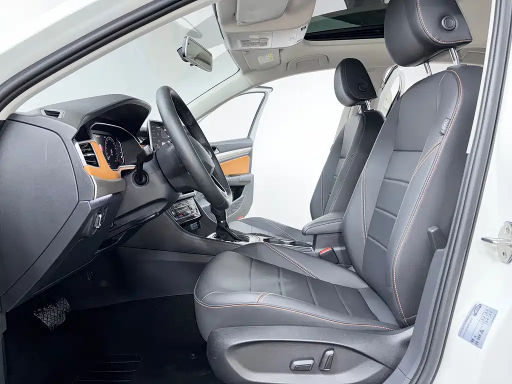 Volkswagen Bora 2023
