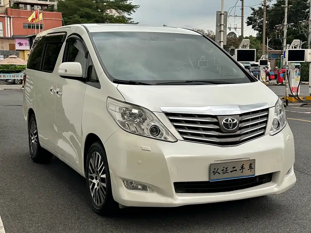 Toyota Alphard 2011 — фото 3