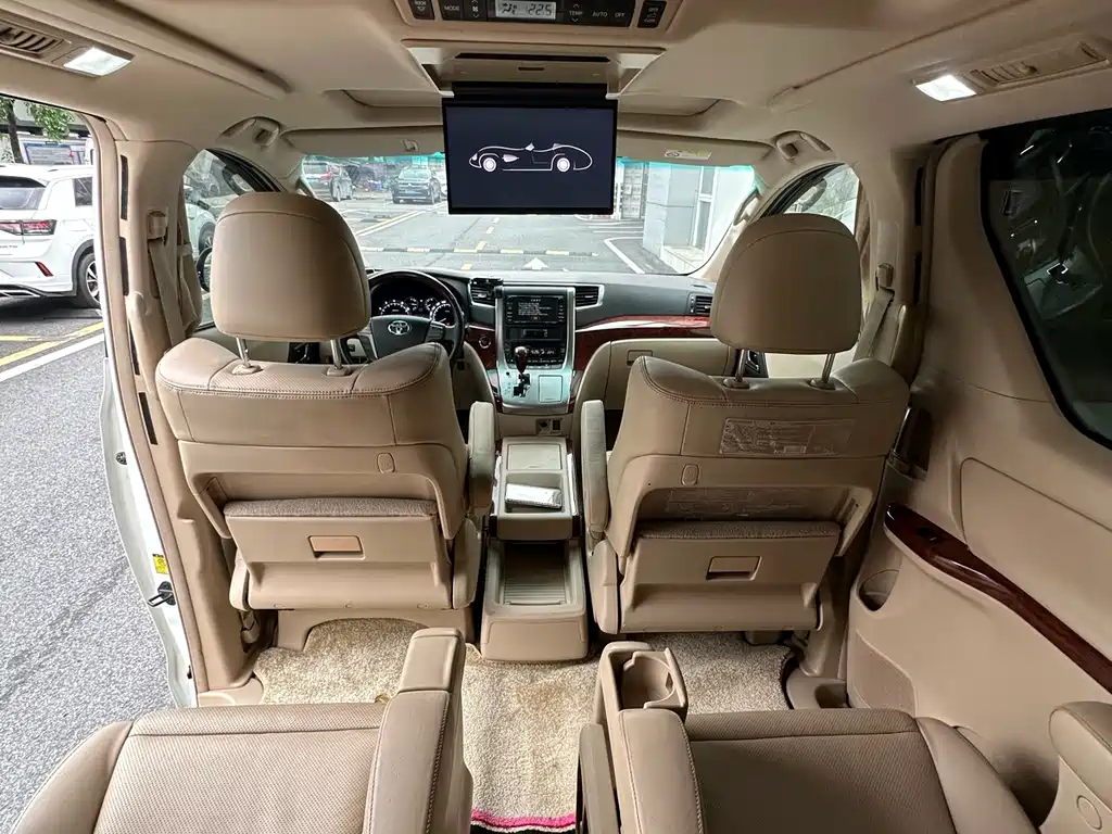 Toyota Alphard 2011 — фото 20