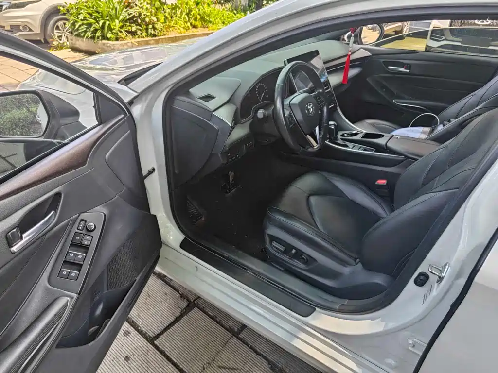 Toyota Avalon 2023