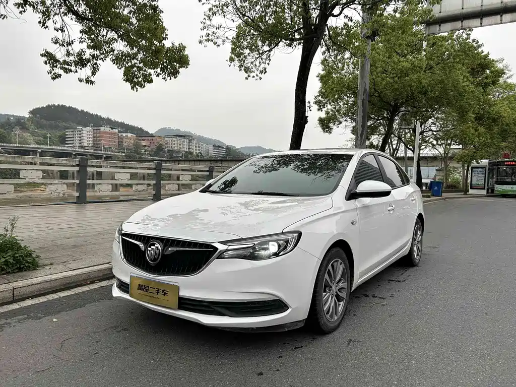 Buick Excelle 2021 — фото 1