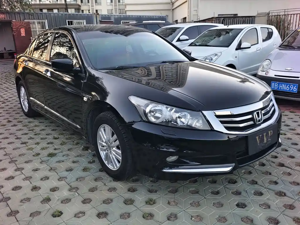 Honda Accord 2013 — фото 3
