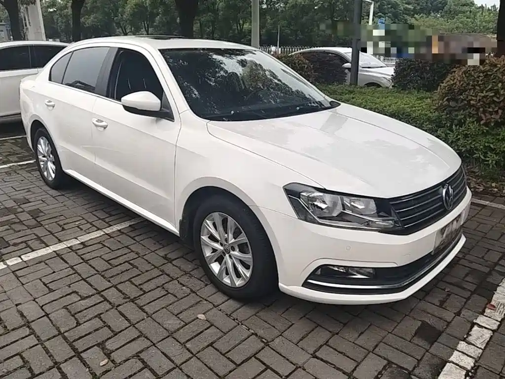 Volkswagen Lavida 2018 — фото 4