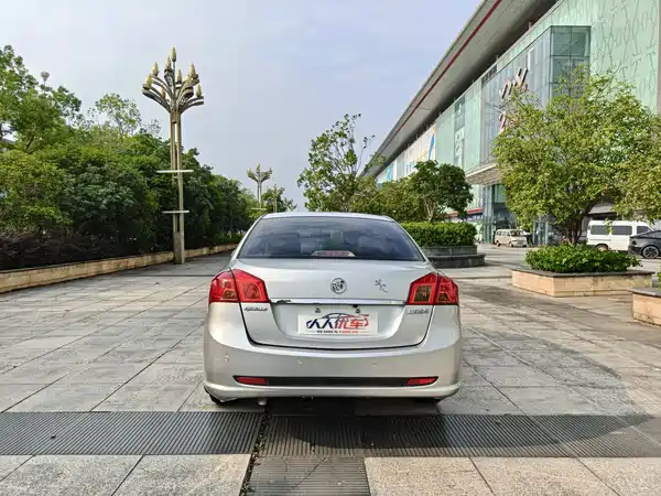 Buick Excelle 2013
