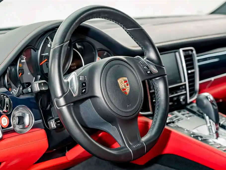 Porsche Panamera 2015 — фото 9