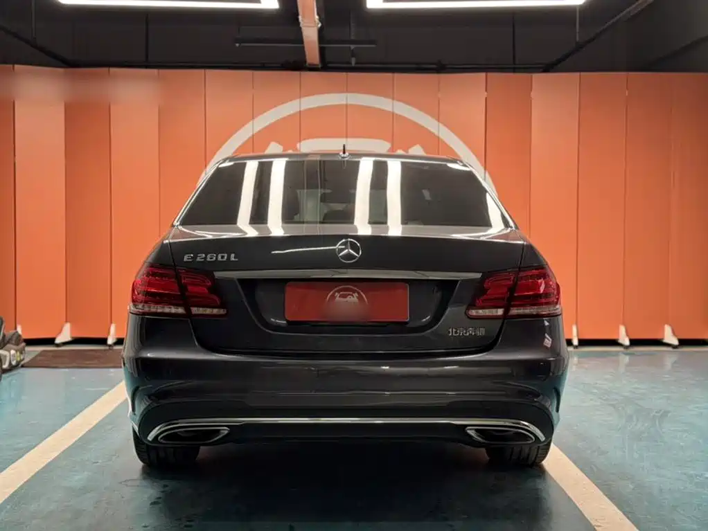 Mercedes-Benz E-Class 2014 — фото 13