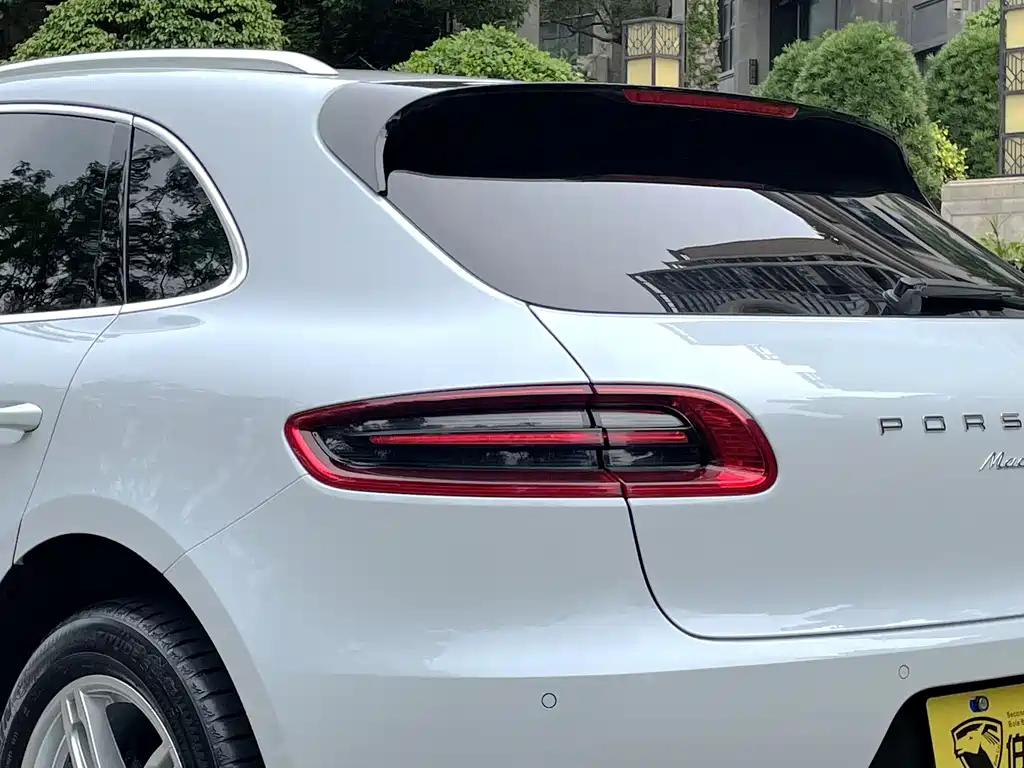 Porsche Macan 2018 — фото 21
