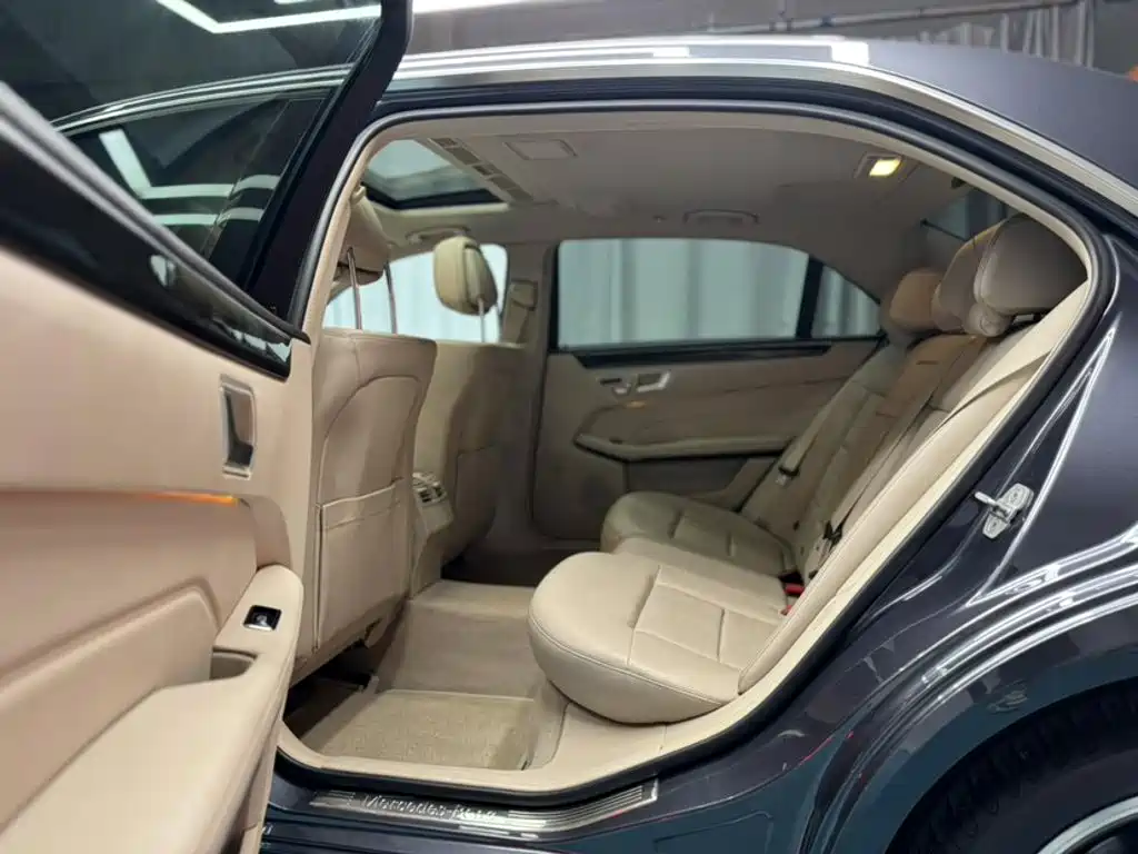 Mercedes-Benz E-Class 2014 — фото 19