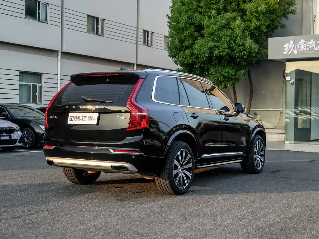Volvo XC90 2017 — фото 6