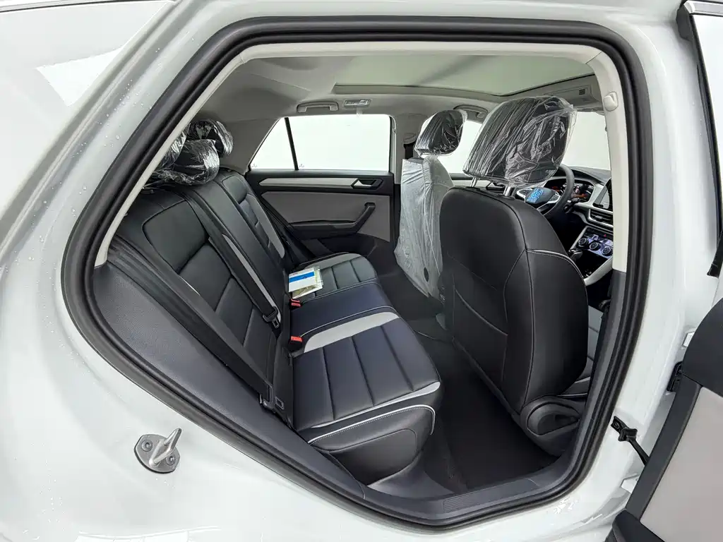 Volkswagen T-Roc 2026 — фото 19