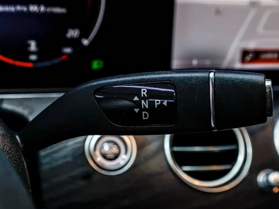 Mercedes-Benz E-Class 2021 — фото 16