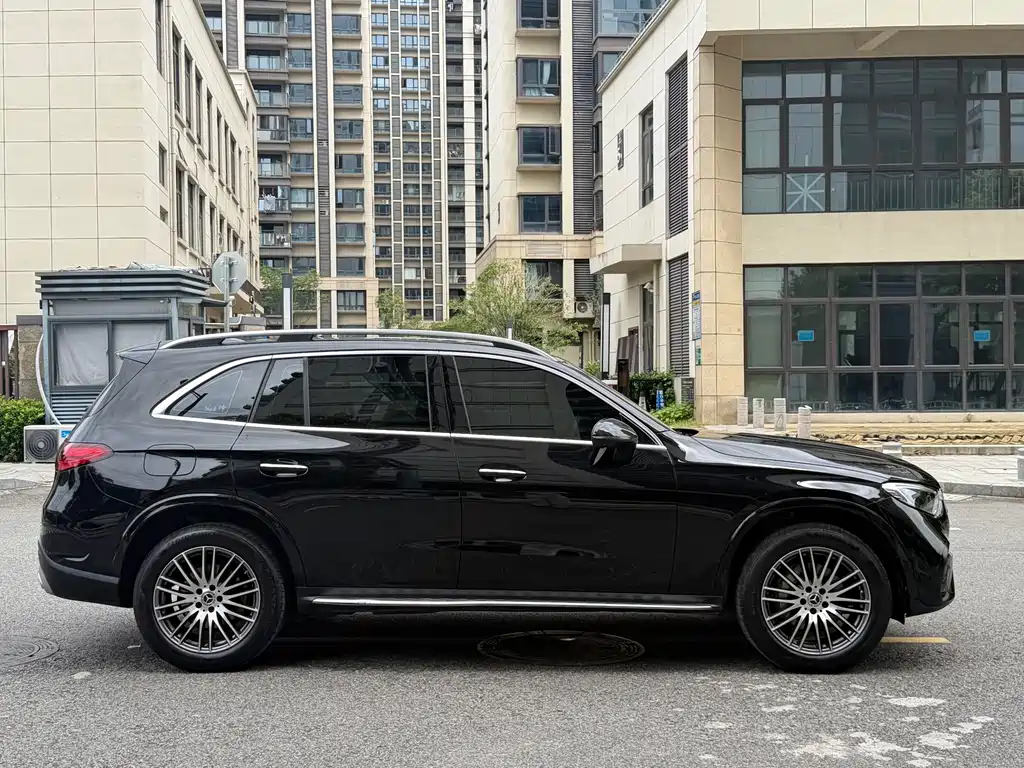 Mercedes-Benz GLC 2025 — фото 20