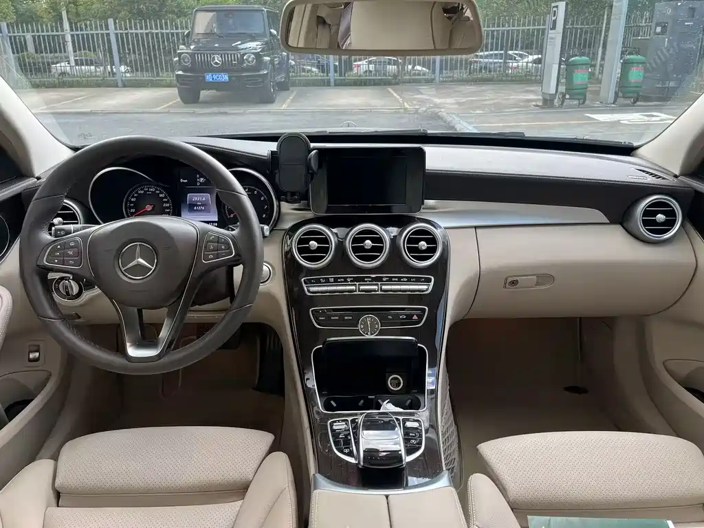 Mercedes-Benz C-Class 2015