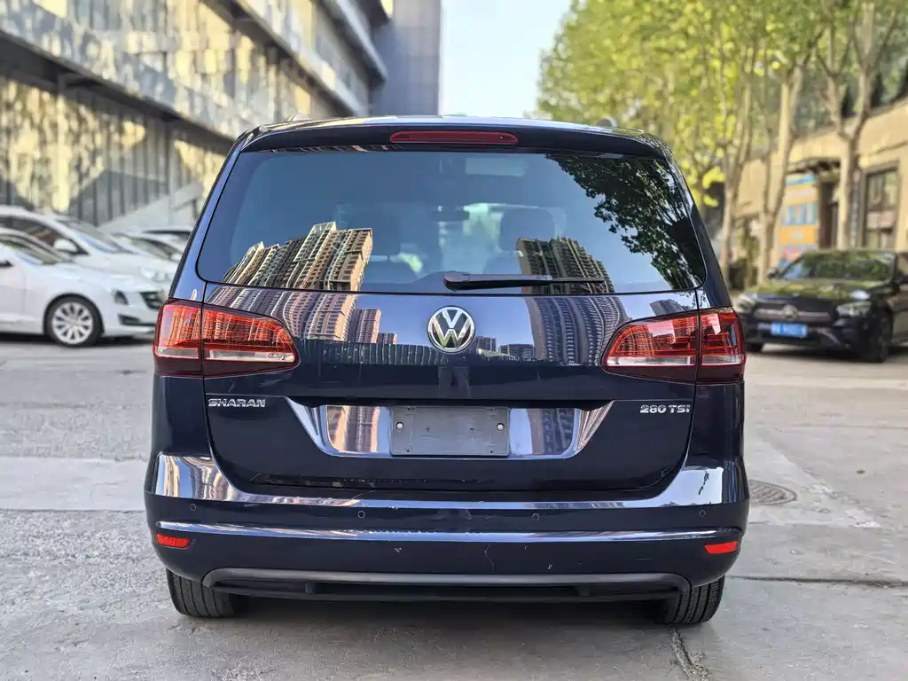Volkswagen Sharan 2016 — фото 2