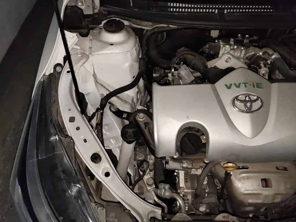 Toyota Yaris L 2021 — фото 20