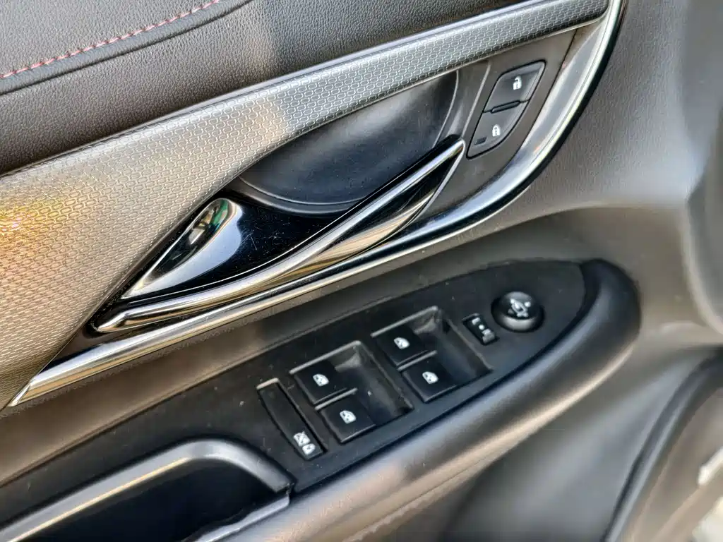 Cadillac ATS-L 2015 — фото 24