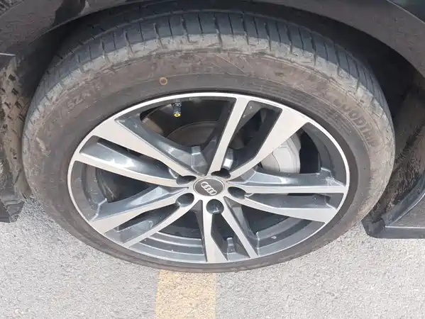 Audi A6L 2020