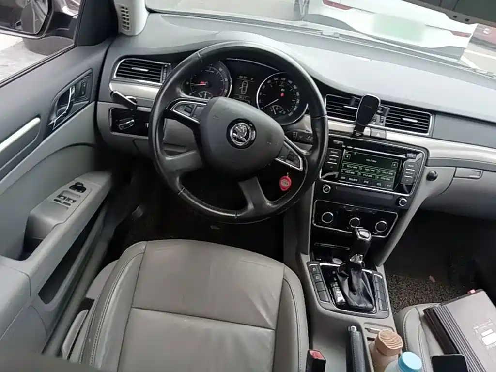 Skoda Speedy 2015 — фото 10