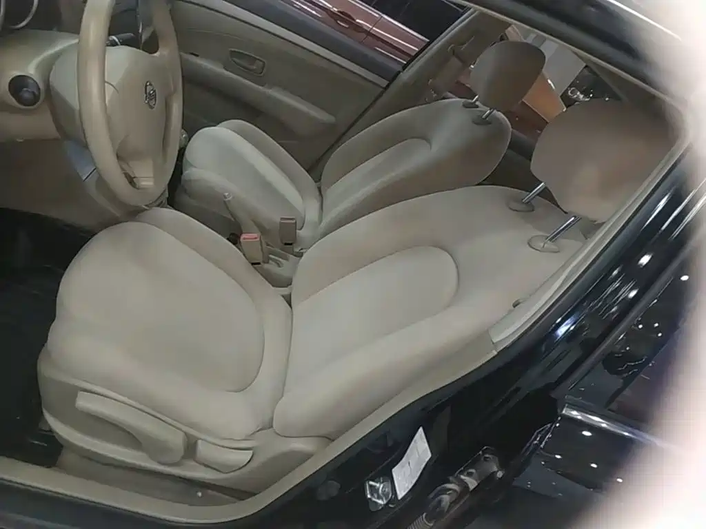 Nissan Sylphy 2017 — фото 15