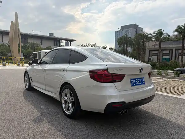 BMW 3 Series GT 2021