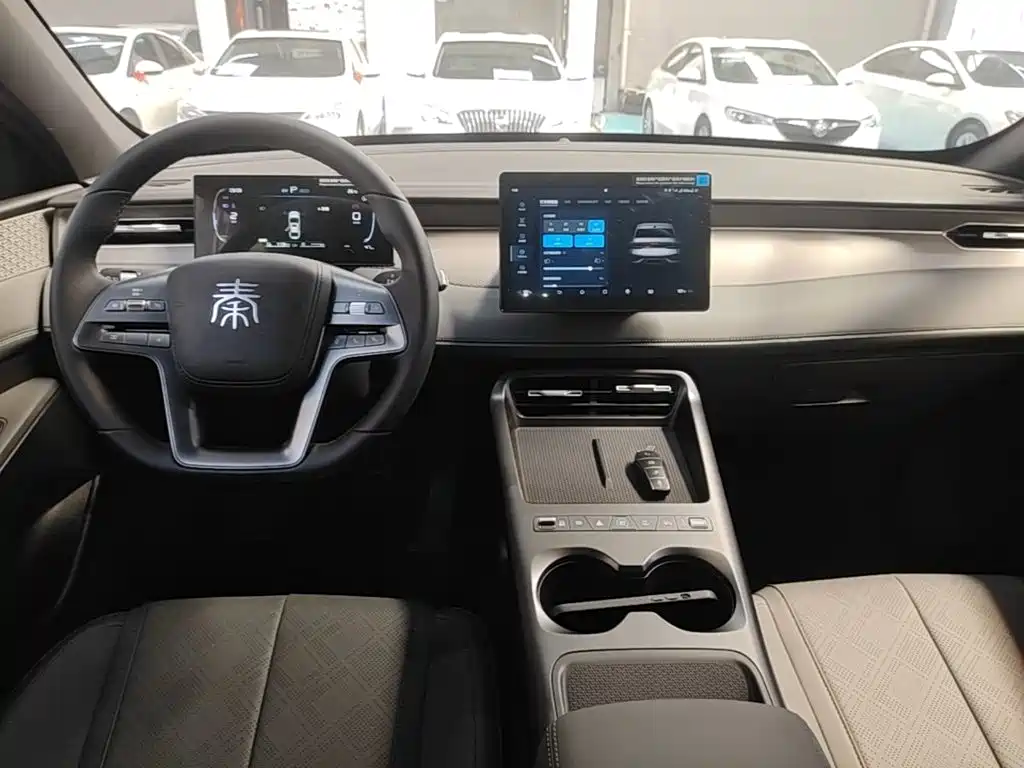 BYD Qin PLUS 2026 — фото 13