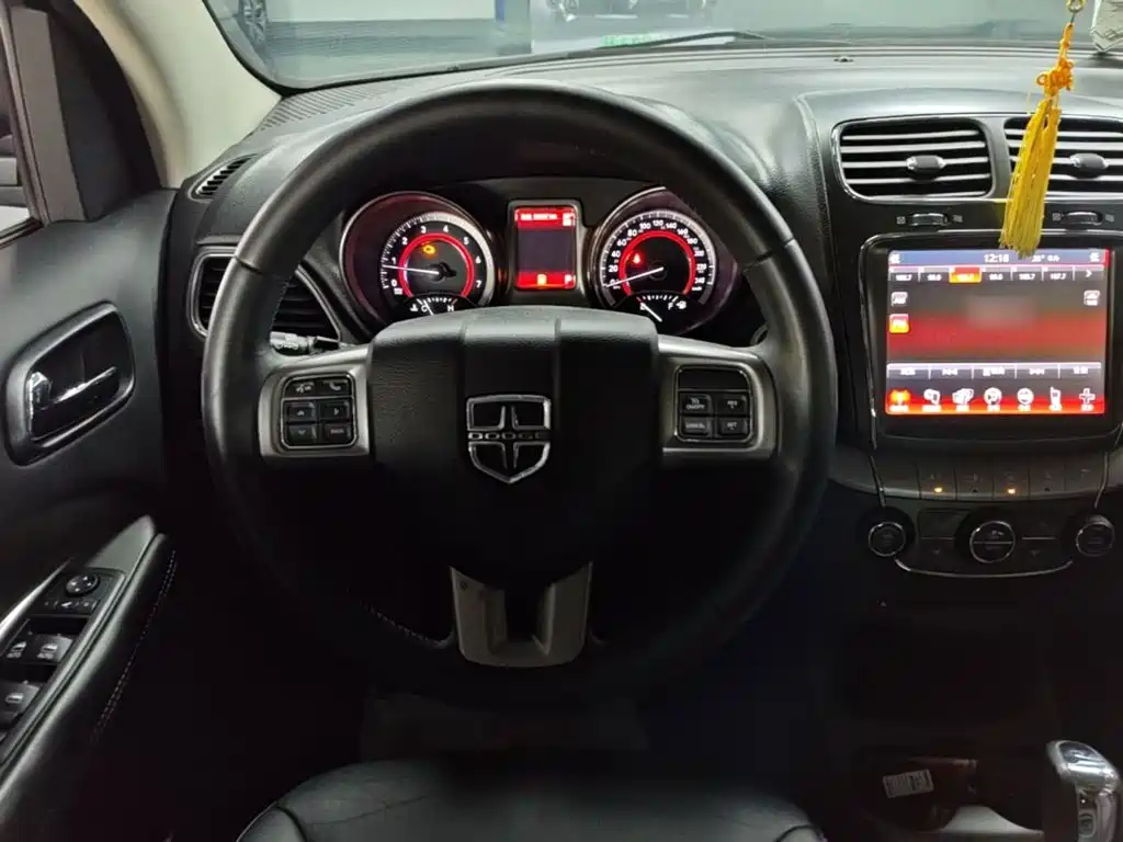 Dodge Journey 2017 — фото 11