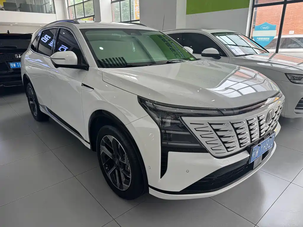 Changan CS75 PLUS 2024 — фото 3