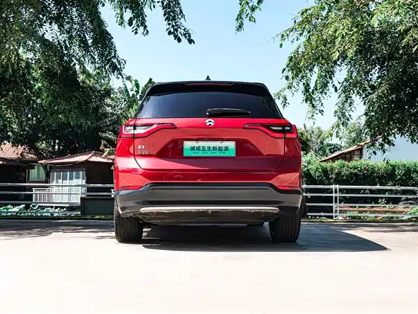 NIO ES8 2019